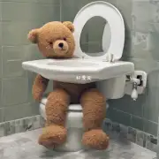 我的泰迪在上厕所的时候总是喜欢把腿抬起来这是为什么啊？