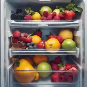 如何将一个水果放入冰箱中以保持其新鲜度?